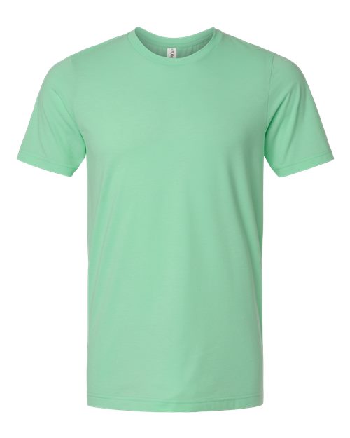 Load image into Gallery viewer, Unisex Combed CVC T-Shirt - Heather Light Mint
